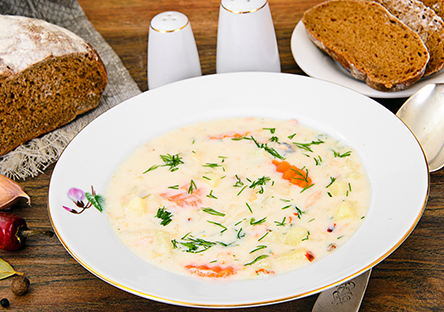 Lauchcremesuppe mit Lachs